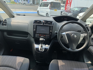 NISSAN SERENA 2014