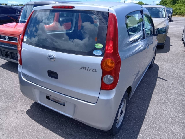 DAIHATSU MIRA 2014