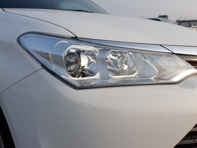 TOYOTA COROLLA FIELDER 2016