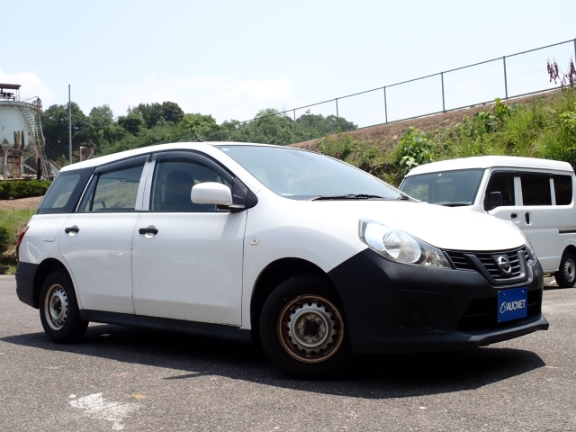 NISSAN AD 2020