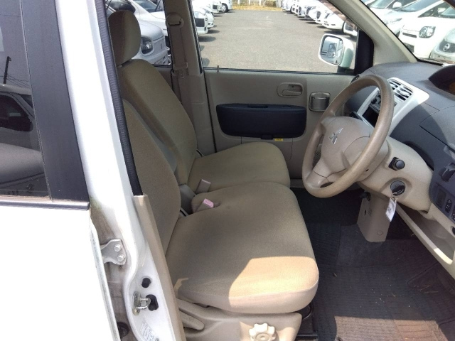 MITSUBISHI EK WAGON 2010