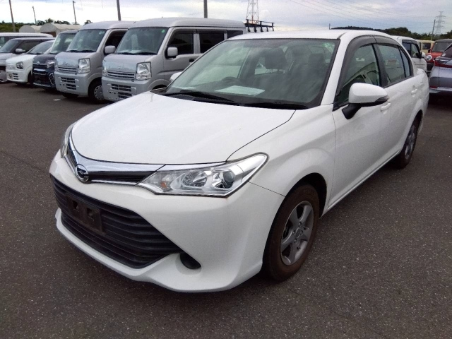 TOYOTA COROLLA AXIO 2016