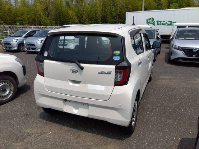 DAIHATSU MIRA E S 2020