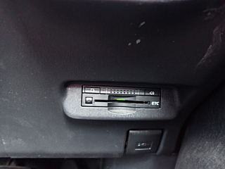 TOYOTA PRIUS 2012