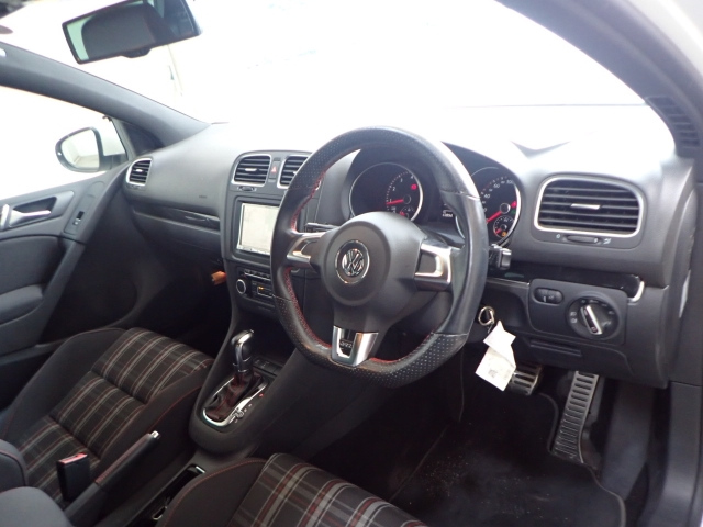 VOLKSWAGEN GOLF 2013