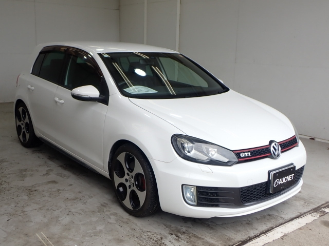 VOLKSWAGEN GOLF 2013