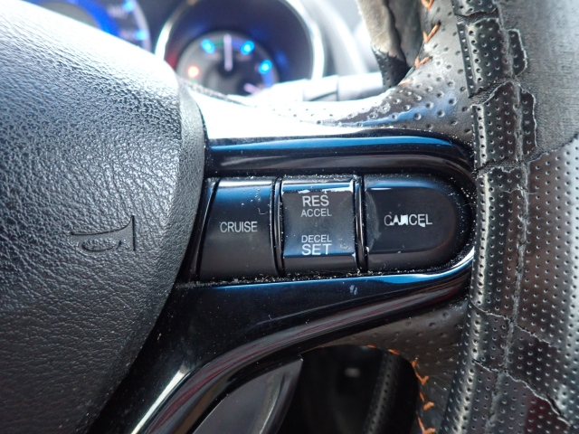 HONDA FIT SHUTTLE 2013