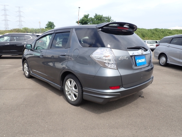 HONDA FIT SHUTTLE 2013