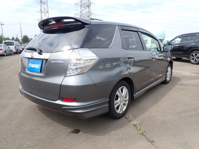 HONDA FIT SHUTTLE 2013