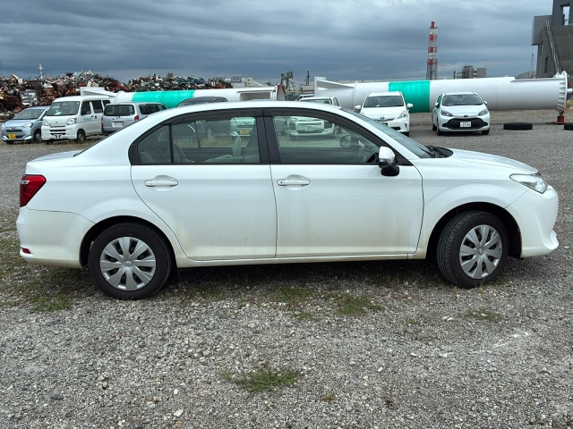 TOYOTA COROLLA AXIO 2017