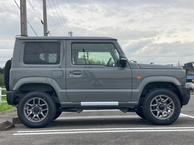 SUZUKI JIMNY 2025