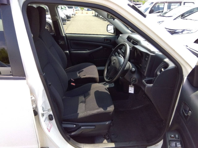 TOYOTA PROBOX 2019