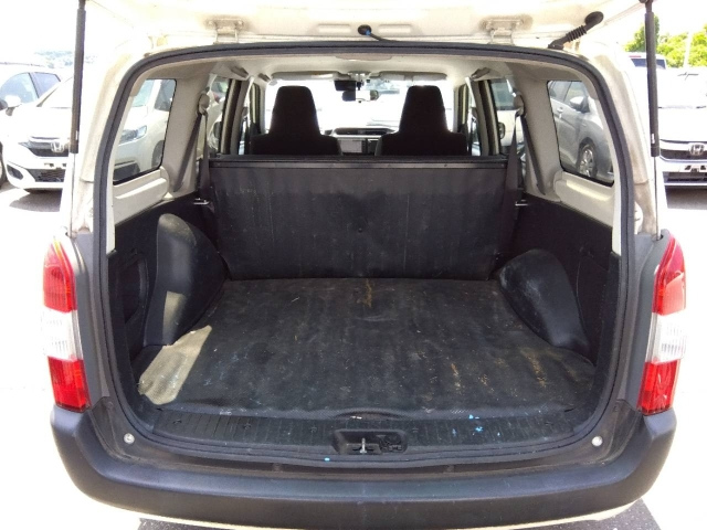 TOYOTA PROBOX 2019