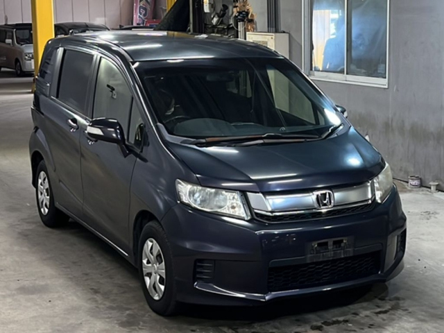 HONDA FREED 2014