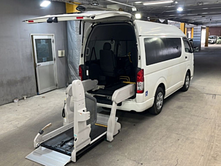 TOYOTA HIACE VAN 2017