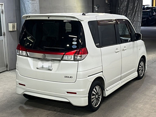 SUZUKI SOLIO 2011