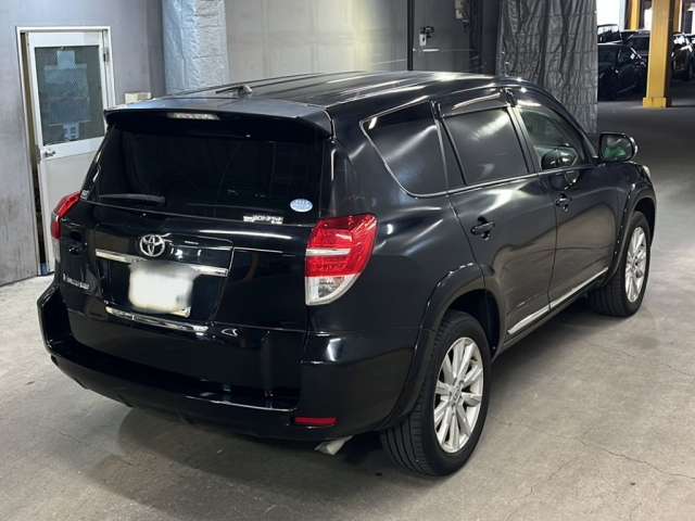 TOYOTA VANGUARD 2013