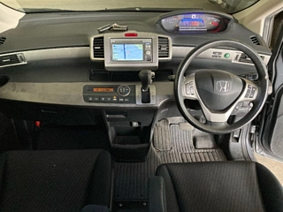 HONDA FREED 2012