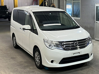 NISSAN SERENA 2015