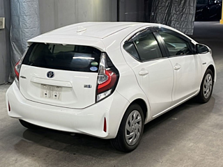 TOYOTA AQUA 2018