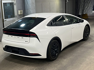 TOYOTA PRIUS 2023