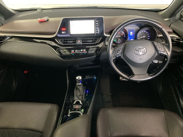 TOYOTA C-HR 2018