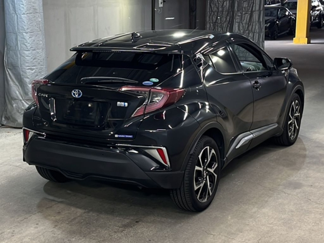 TOYOTA C-HR 2018