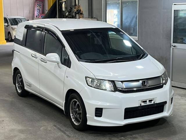 HONDA FREED 2014