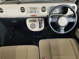 DAIHATSU MIRA 2010