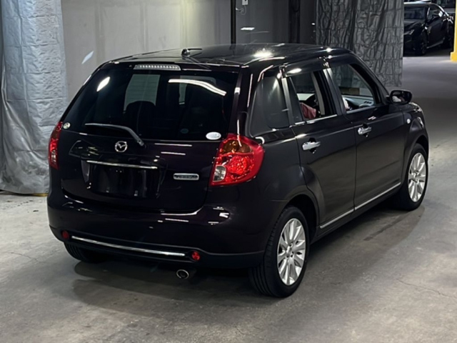 MAZDA VERISA 2013