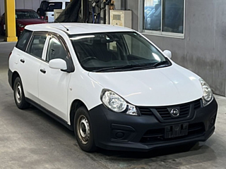 NISSAN AD 2017