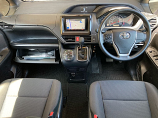 TOYOTA VOXY 2018
