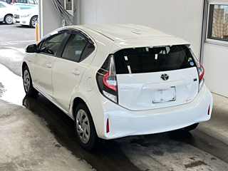TOYOTA AQUA 2020