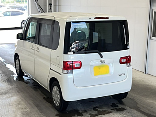 DAIHATSU TANTO 2009