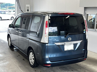 NISSAN SERENA 2011