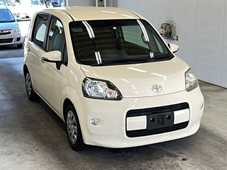 TOYOTA PORTE 2014