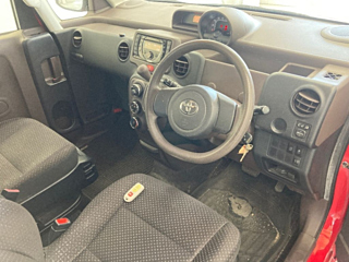TOYOTA PORTE 2014