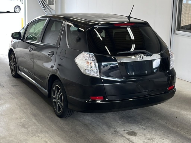 HONDA FIT SHUTTLE 2013