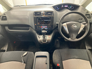 NISSAN SERENA 2011