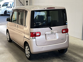 DAIHATSU TANTO 2010