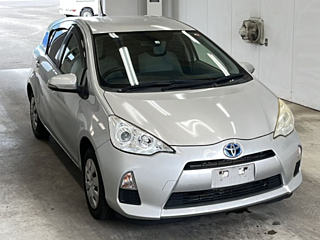 TOYOTA AQUA 2014