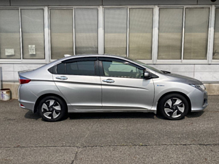 HONDA GRACE 2015