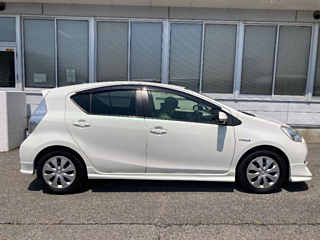TOYOTA AQUA 2014