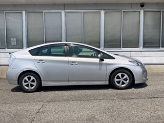 TOYOTA PRIUS 2015