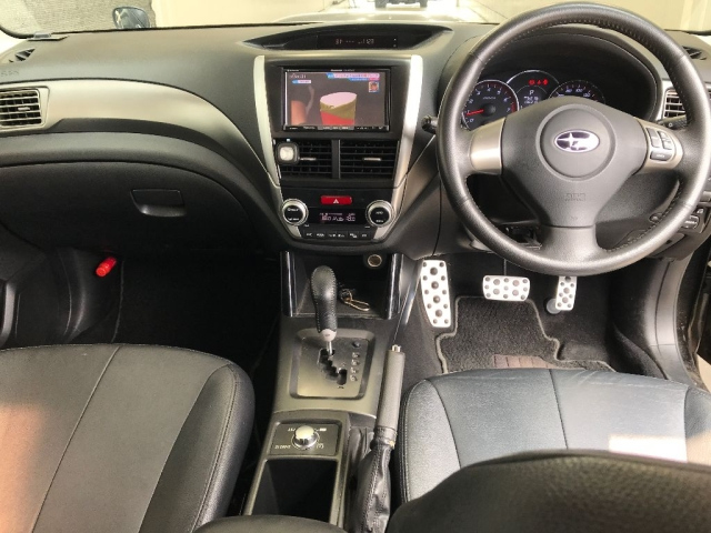 SUBARU FORESTER 2010