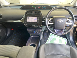 TOYOTA PRIUS 2016