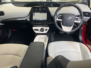 TOYOTA PRIUS 2016