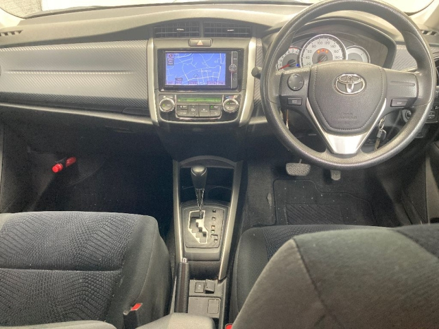 TOYOTA COROLLA FIELDER 2013