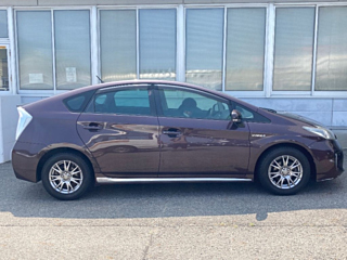 TOYOTA PRIUS 2013