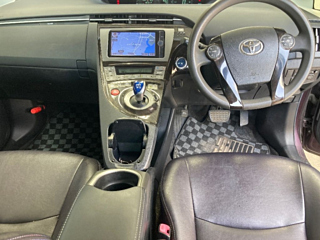 TOYOTA PRIUS 2013